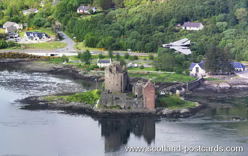 Eilean Donan Castle R.A.F. GR4 Tornado Flypast Eilean Donan Castle R.A.F. GR4 Tornado Flypast